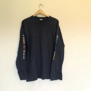 Noah War is Hell L/S
